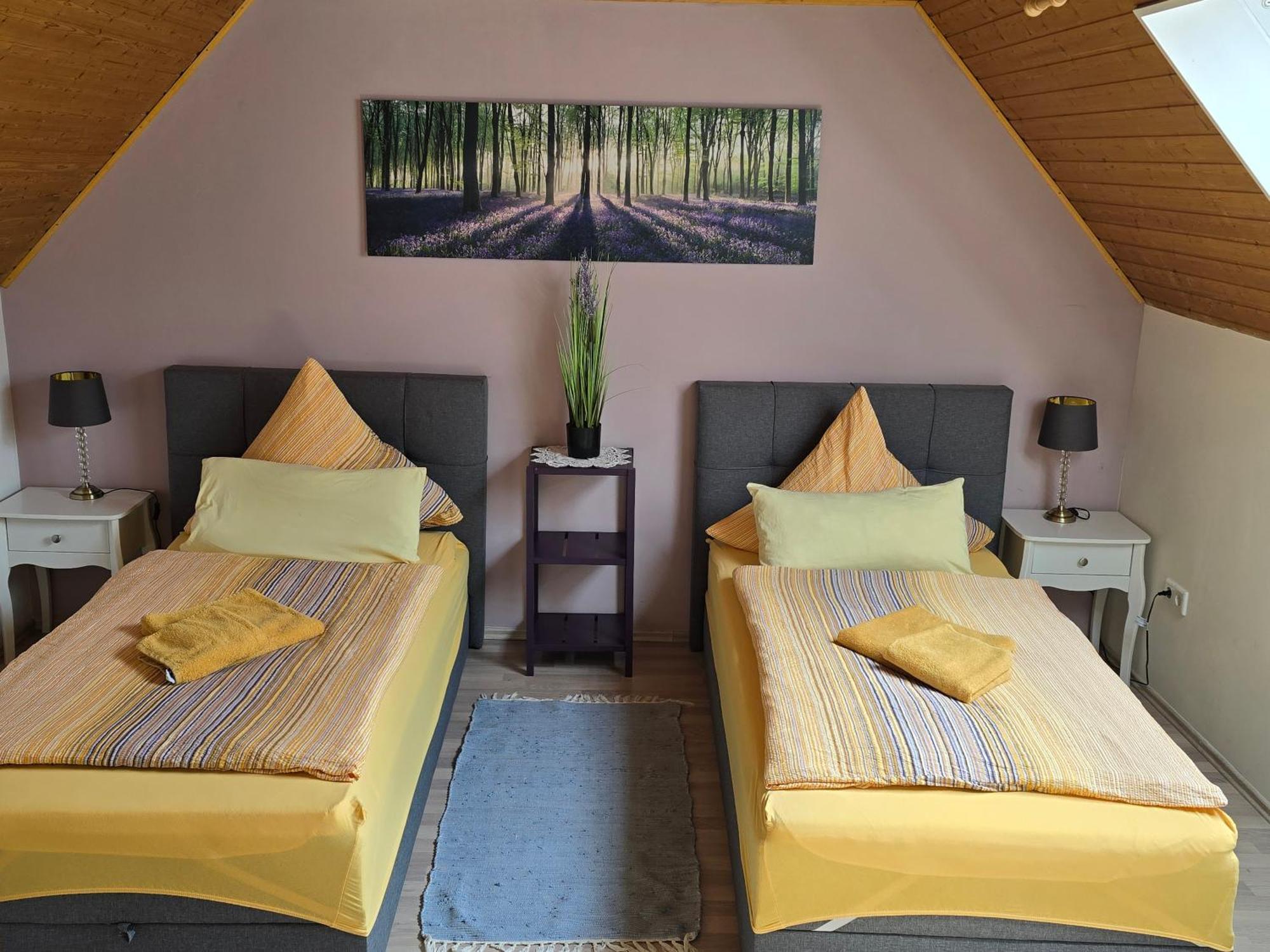 Ferienwohnung Claudia Lathen Bagian luar foto